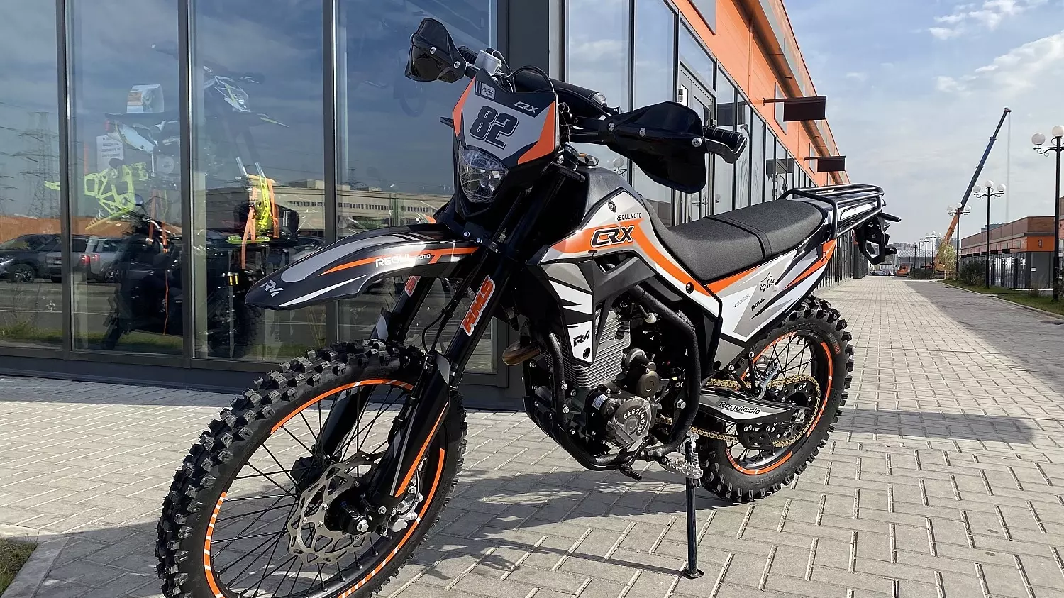 Мотоцикл Regulmoto CR-X PRO стал хитом продаж в 2025 году с ценой около 240 тысяч рублей